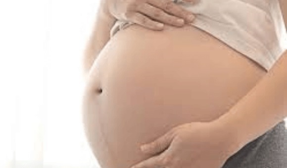 Phụ nữ có thai cần cẩn thận khi dùng thuốc
